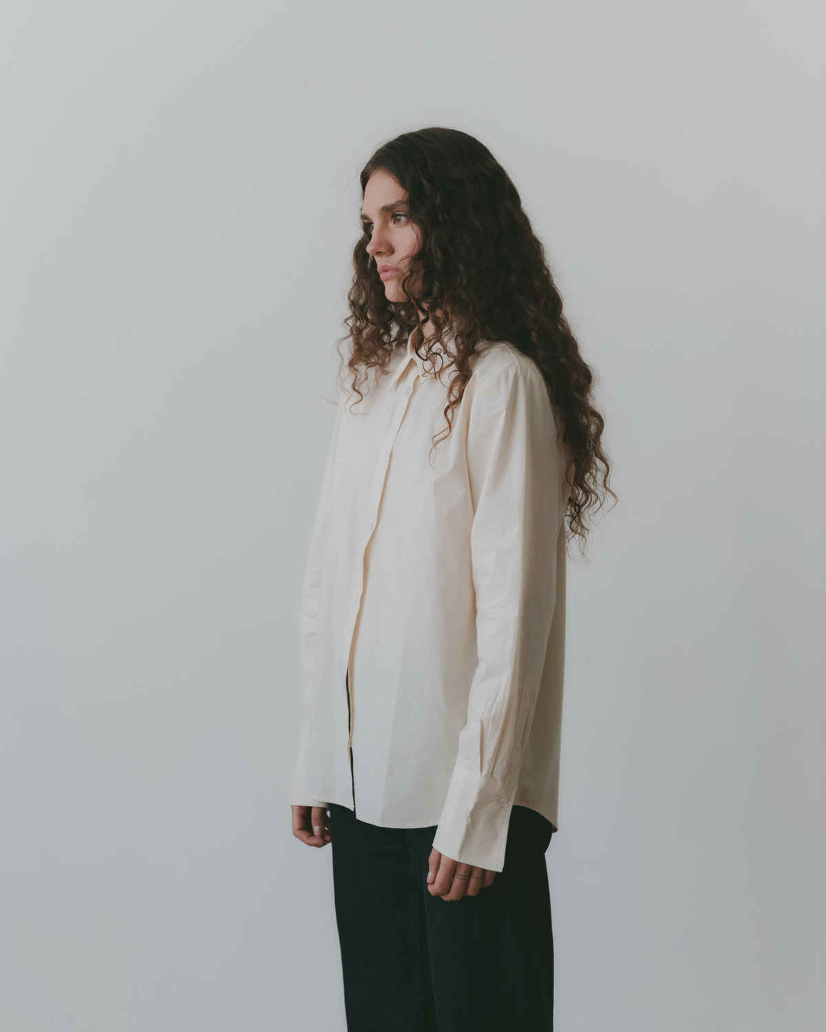 CLASSIC BUTTON-DOWN