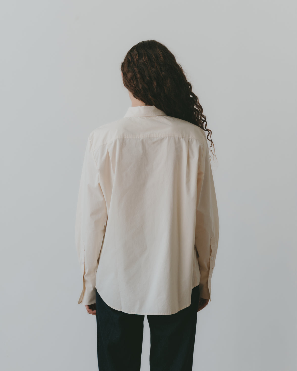 CLASSIC BUTTON-DOWN