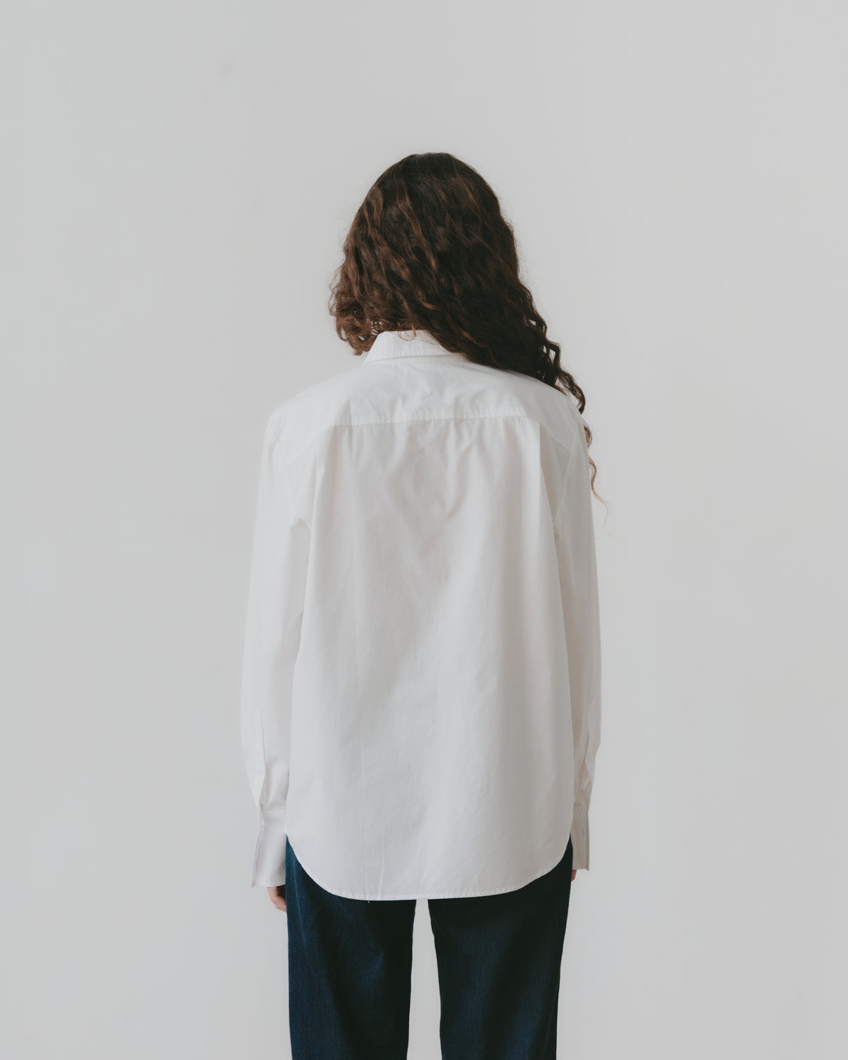CLASSIC BUTTON-DOWN