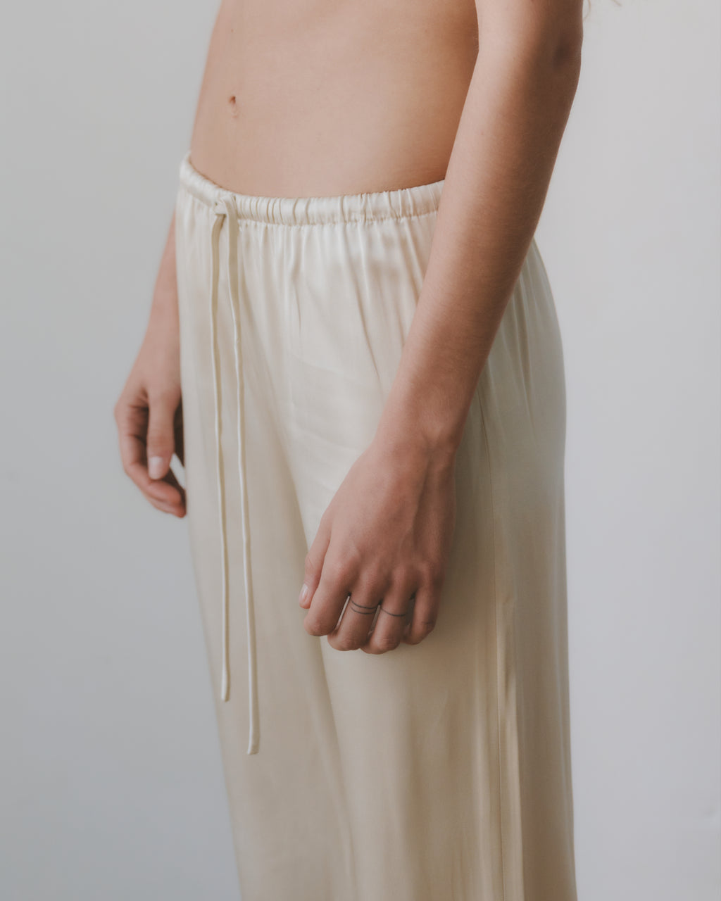 SILK DRAWSTRING PANT