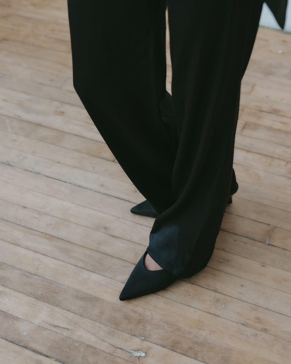 SILK DRAWSTRING PANT